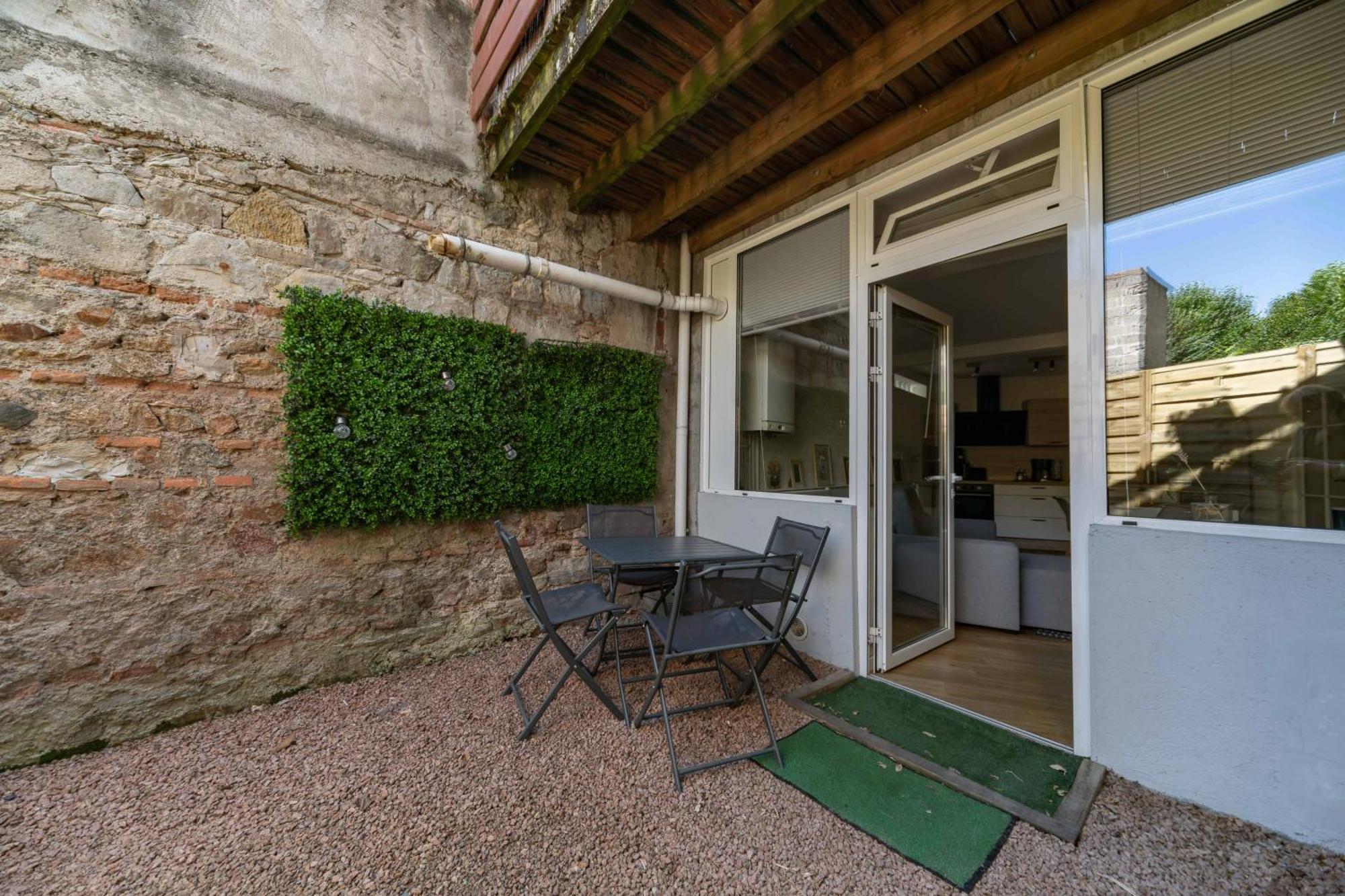 Le Celestin - Appartement 2 Chambres Avec Jardin En Centre Ville Vichy Exterior photo